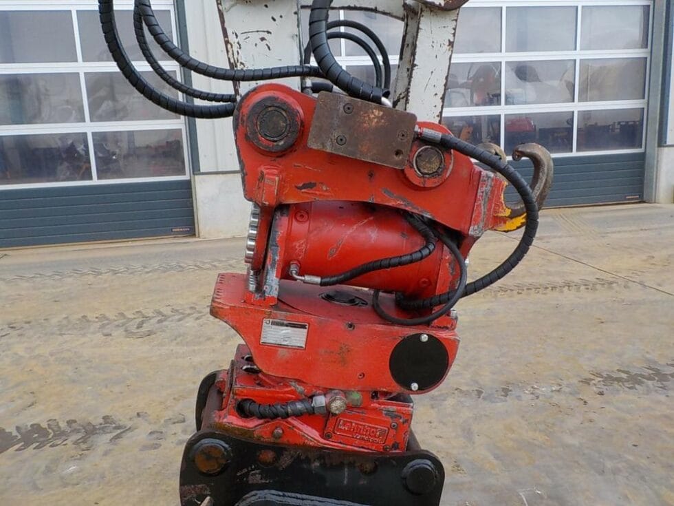 2016 Takeuchi TB290 - Image 8