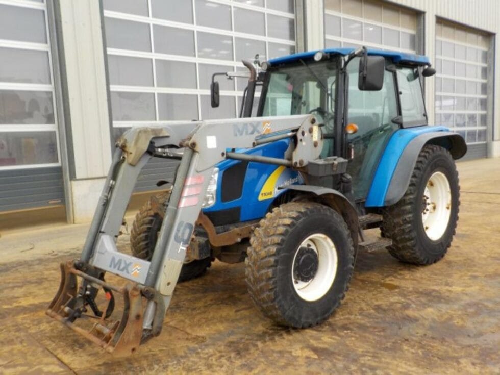 2010 New Holland T5040