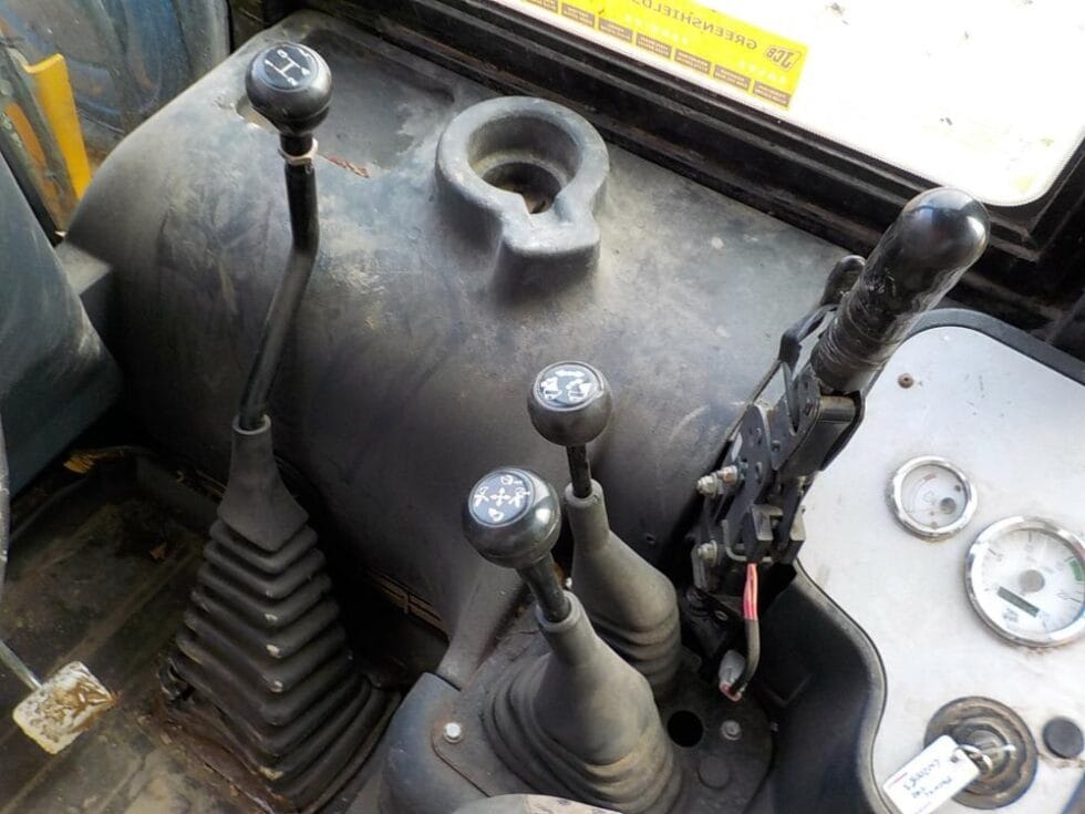 2012 JCB 2CX 4WS Streetmaster - Image 7