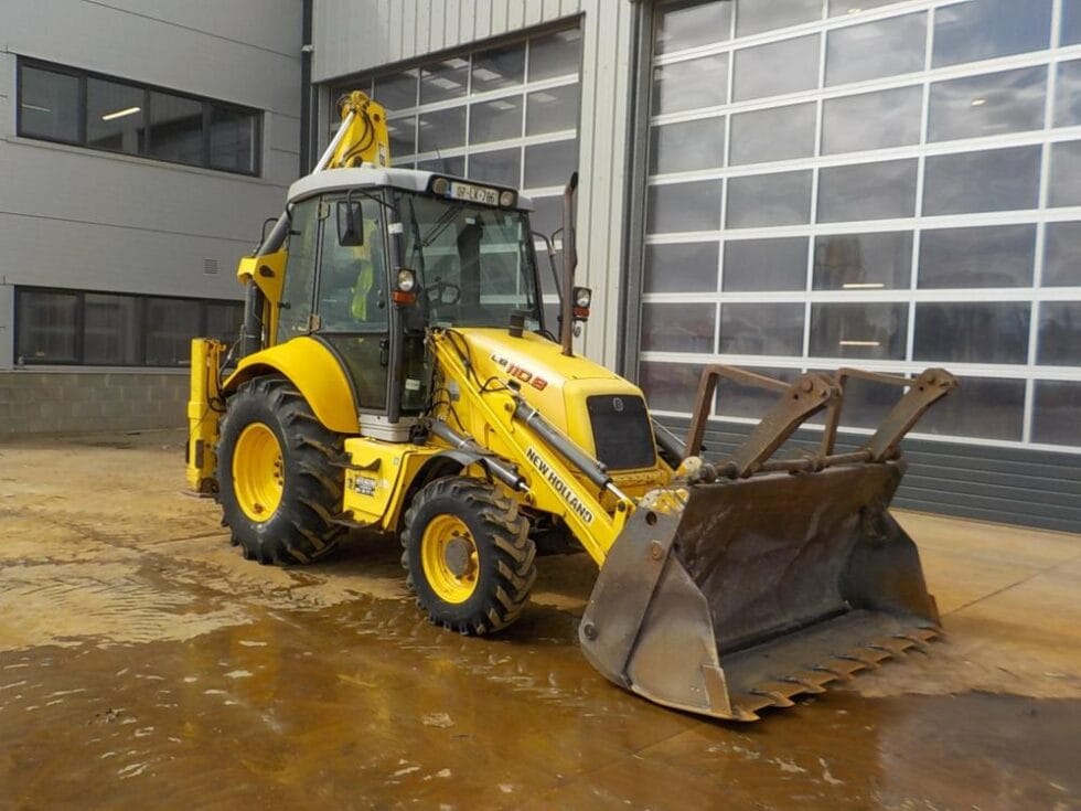 2006 New Holland LB110B-4PT