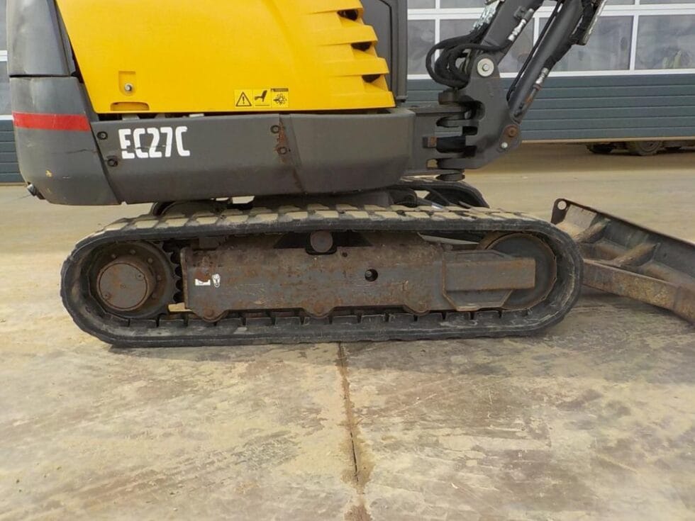 2017 Volvo EC27C - Image 6