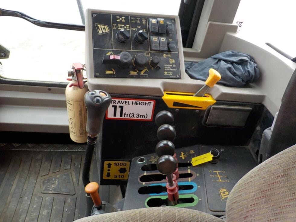 1999 JCB Fastrac 3185 - Image 8