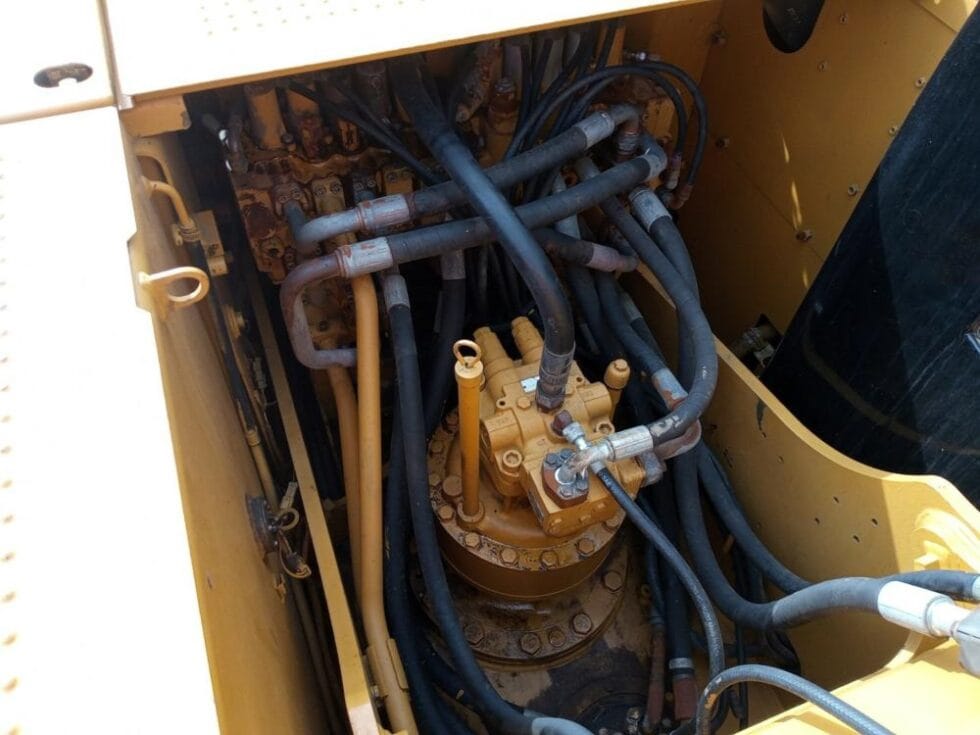2015 CAT 320DL - Image 6