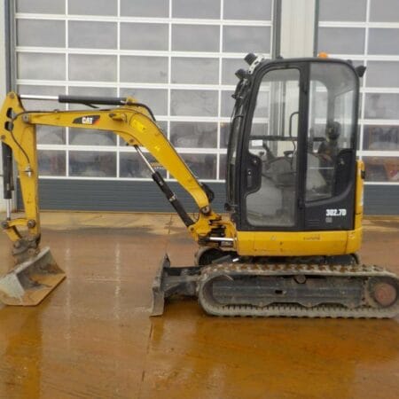 2015 Caterpillar 302.7DCR
