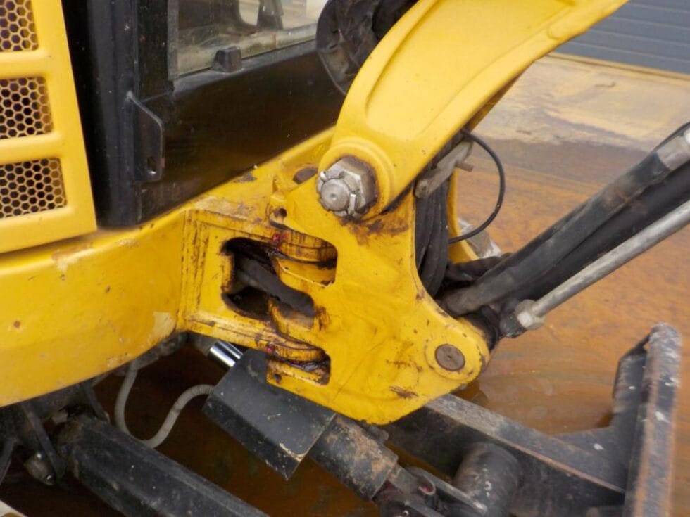 2015 Caterpillar 302.7DCR - Image 4