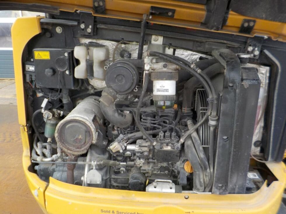 2015 Caterpillar 302.7DCR - Image 6