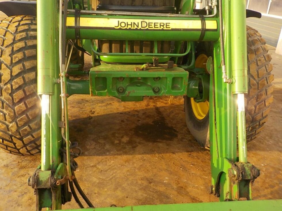 2008 John Deere 6330 - Image 4