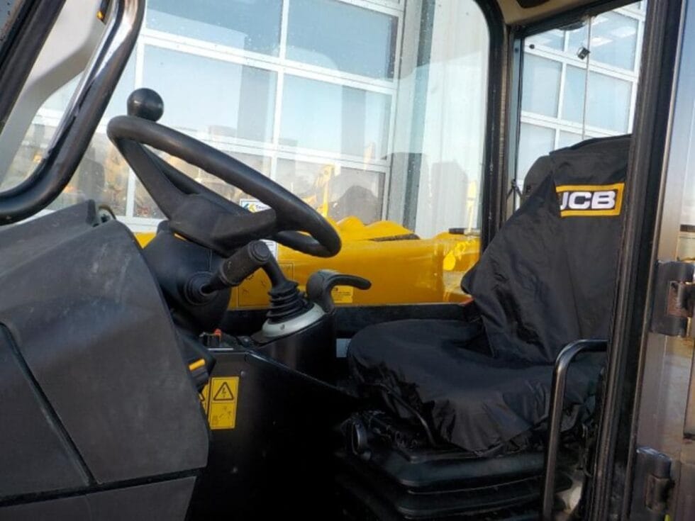 2014 JCB 526-56 Agri - Image 2
