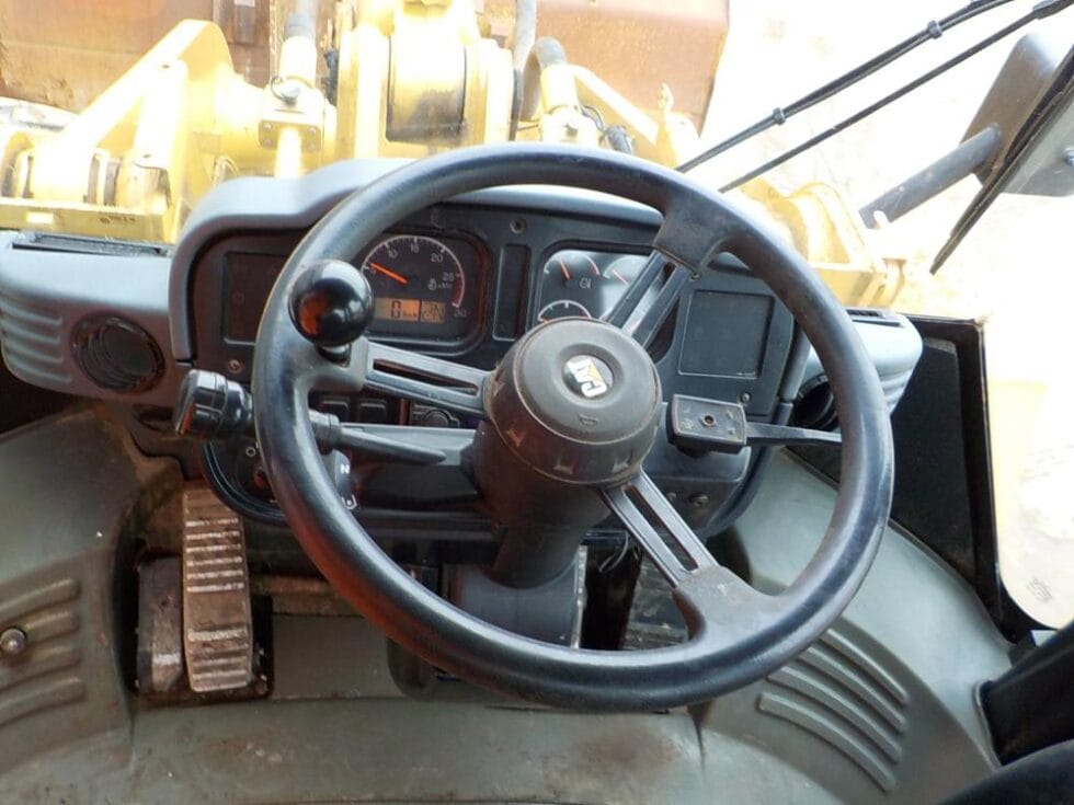 2007 CAT 966H - Image 8
